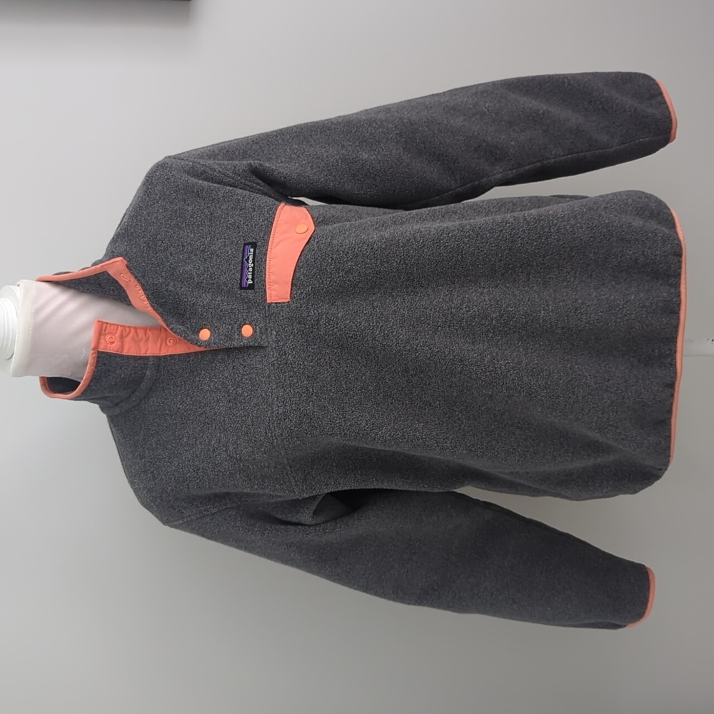 Patagonia Synchilla Snap T Fleece Pullover Grey Women size Medium Cozy